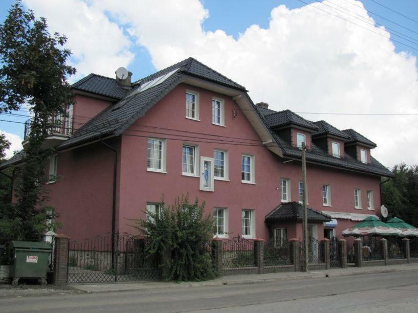 Gosciniec Ella Inn Lipniki Lipniki  Exterior photo